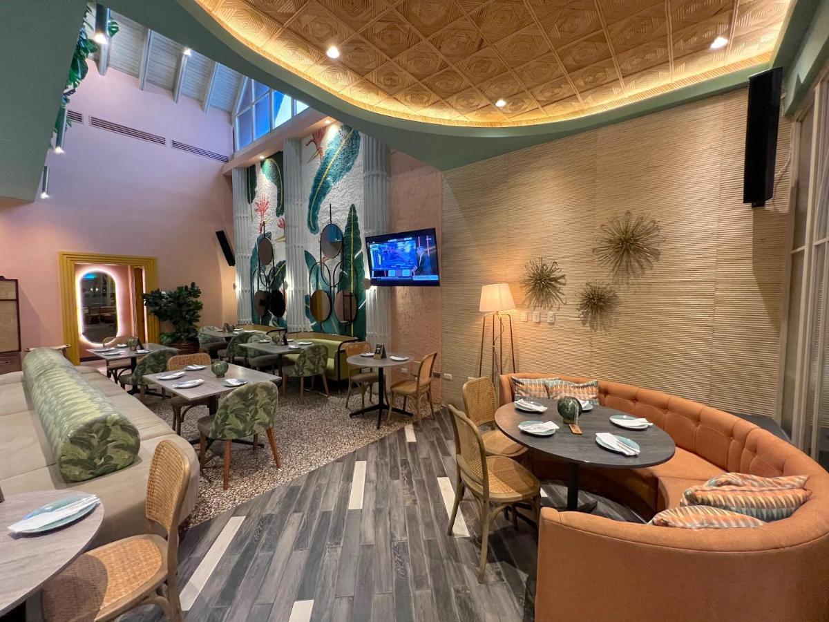 Vacation Suites With Rooftop Pool, Beach Club, Spa, Restaurants - Ducassi Collection - Playa Los Corales Punta Cana Exteriör bild